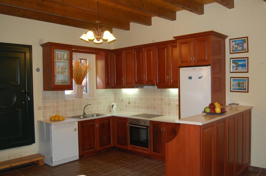 Chris And Nick Corfu Villa Mpoukaris Bilik gambar