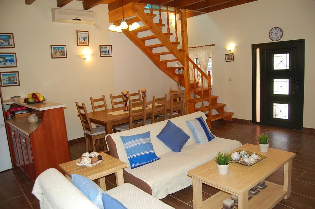 Chris And Nick Corfu Villa Mpoukaris Bilik gambar