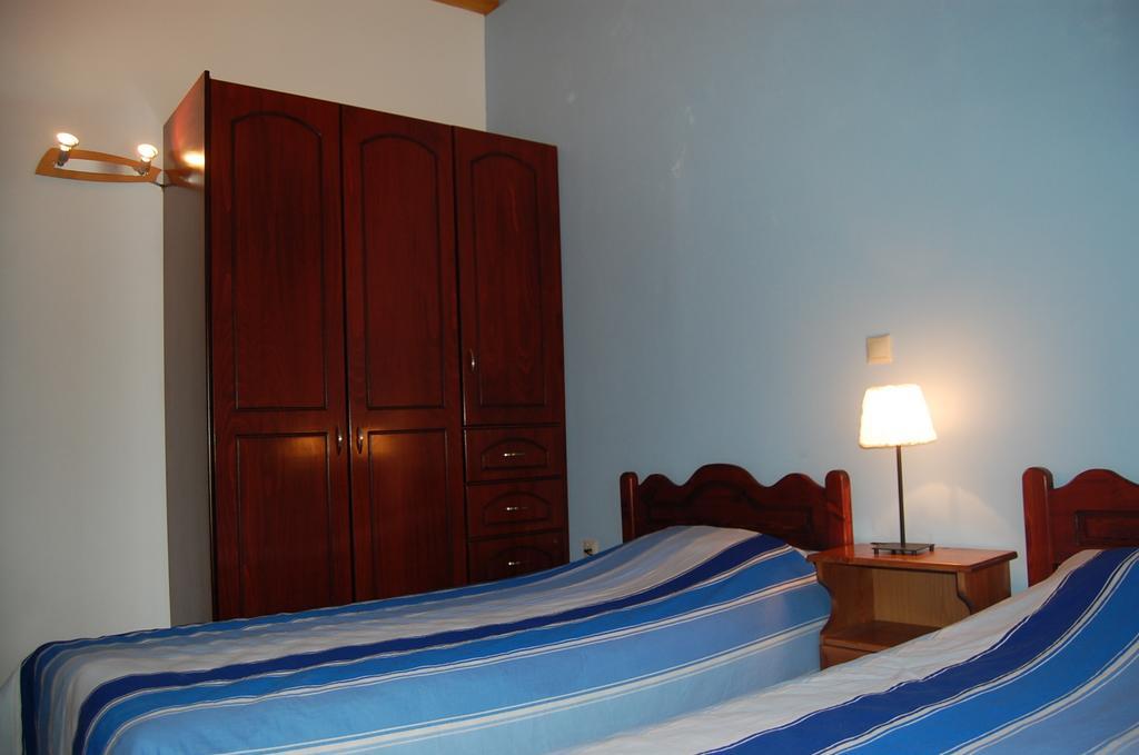 Chris And Nick Corfu Villa Mpoukaris Bilik gambar